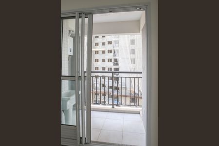 Apartamento para alugar com 42m², 2 quartos e sem vaga Apartamento para alugar com 42m², 2 quartos e sem vagaSacada