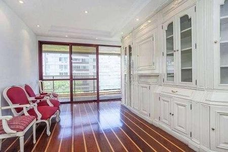 Apartamento à venda com 149m², 3 quartos e 2 vagas