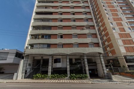 Apartamento para alugar com 200m², 3 quartos e 2 vagas Apartamento para alugar com 200m², 3 quartos e 2 vagasFachada