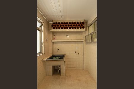 Apartamento para alugar com 200m², 3 quartos e 2 vagas Apartamento para alugar com 200m², 3 quartos e 2 vagasÁrea de Serviço