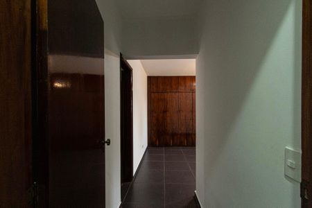 Apartamento para alugar com 200m², 3 quartos e 2 vagas Apartamento para alugar com 200m², 3 quartos e 2 vagasCorredor