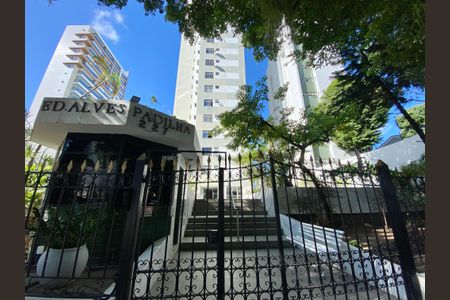 Apartamento para alugar com 160m², 4 quartos e 2 vagas Apartamento para alugar com 160m², 4 quartos e 2 vagasFachada