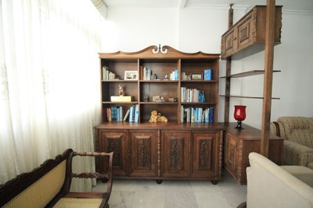 Apartamento para alugar com 160m², 4 quartos e 2 vagas Apartamento para alugar com 160m², 4 quartos e 2 vagasSala