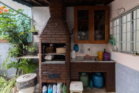 Casa à venda com 180m², 3 quartos e 4 vagas Casa à venda com 180m², 3 quartos e 4 vagasChurrasqueira