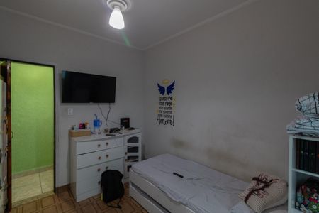 Casa à venda com 180m², 3 quartos e 4 vagas Casa à venda com 180m², 3 quartos e 4 vagasQuarto 2