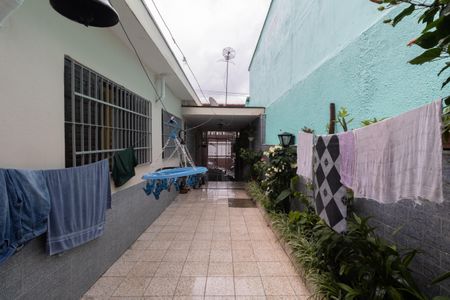 Casa à venda com 180m², 3 quartos e 4 vagas Casa à venda com 180m², 3 quartos e 4 vagasQuintal