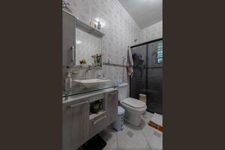 Casa à venda com 180m², 3 quartos e 4 vagas Casa à venda com 180m², 3 quartos e 4 vagasBanheiro