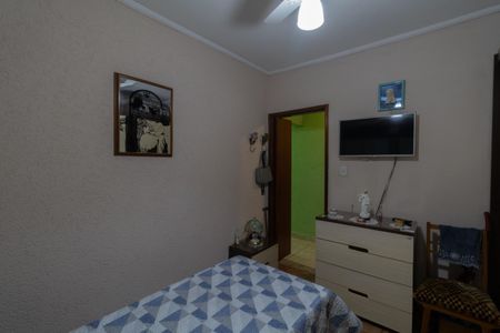 Casa à venda com 180m², 3 quartos e 4 vagas Casa à venda com 180m², 3 quartos e 4 vagasQuarto 1