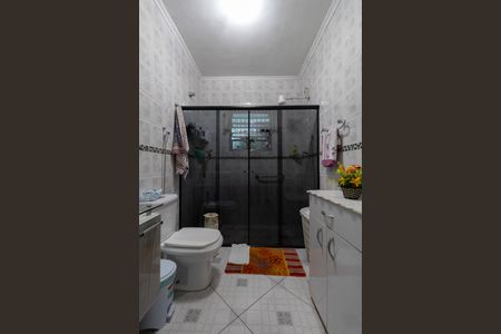 Casa à venda com 180m², 3 quartos e 4 vagas Casa à venda com 180m², 3 quartos e 4 vagasBanheiro