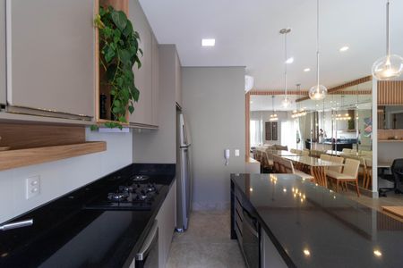 Apartamento à venda com 130m², 2 quartos e 2 vagas Apartamento à venda com 130m², 2 quartos e 2 vagasCozinha