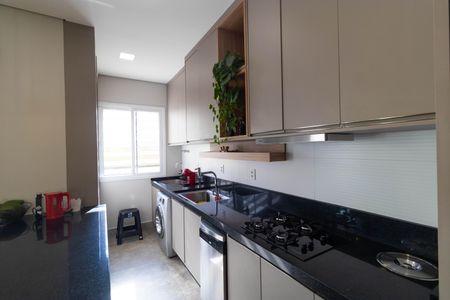 Apartamento à venda com 130m², 2 quartos e 2 vagas Apartamento à venda com 130m², 2 quartos e 2 vagasCozinha