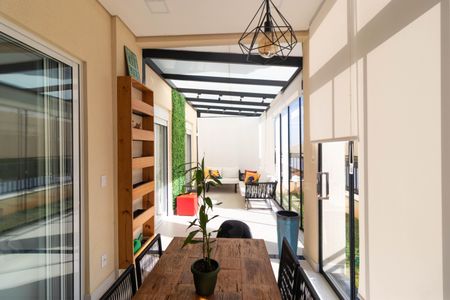 Apartamento à venda com 130m², 2 quartos e 2 vagas Apartamento à venda com 130m², 2 quartos e 2 vagasÁrea Gourmet