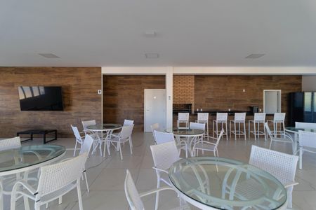 Apartamento à venda com 130m², 2 quartos e 2 vagas Apartamento à venda com 130m², 2 quartos e 2 vagasÁrea comum - Salão de festas