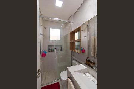 Apartamento à venda com 130m², 2 quartos e 2 vagas Apartamento à venda com 130m², 2 quartos e 2 vagasBanheiro da Suíte 01