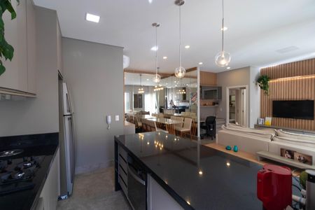 Apartamento à venda com 130m², 2 quartos e 2 vagas Apartamento à venda com 130m², 2 quartos e 2 vagasCozinha