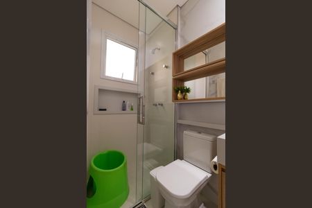 Apartamento à venda com 130m², 2 quartos e 2 vagas Apartamento à venda com 130m², 2 quartos e 2 vagasBanheiro da Suíte 02