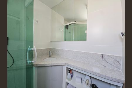Studio para alugar com 28m², 1 quarto e 1 vaga Studio para alugar com 28m², 1 quarto e 1 vagaBanheiro