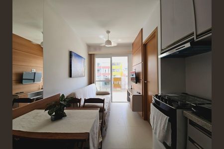 Studio para alugar com 28m², 1 quarto e 1 vaga Studio para alugar com 28m², 1 quarto e 1 vagaStudio