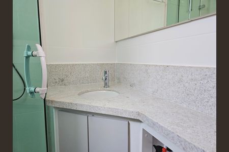 Studio para alugar com 28m², 1 quarto e 1 vaga Studio para alugar com 28m², 1 quarto e 1 vagaBanheiro