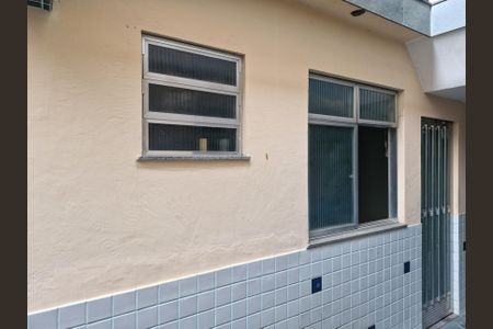 Studio para alugar com 15m², 1 quarto e sem vaga Studio para alugar com 15m², 1 quarto e sem vagaEntrada