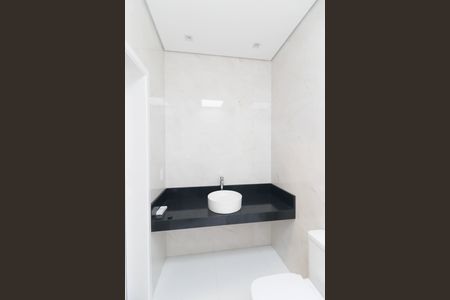 Casa à venda com 250m², 3 quartos e 3 vagas Casa à venda com 250m², 3 quartos e 3 vagasBanheiro da Suíte 2