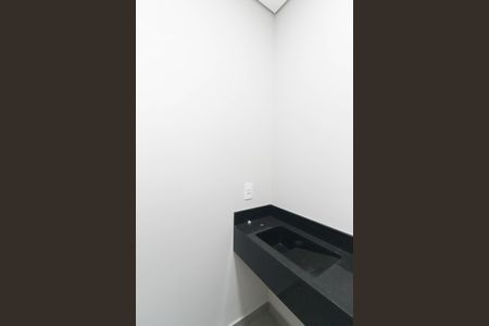Casa à venda com 250m², 3 quartos e 3 vagas Casa à venda com 250m², 3 quartos e 3 vagasLavabo
