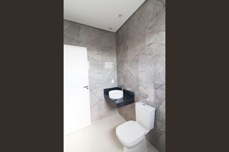 Casa à venda com 250m², 3 quartos e 3 vagas Casa à venda com 250m², 3 quartos e 3 vagasBanheiro da Suíte 1