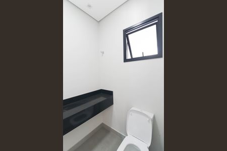Casa à venda com 250m², 3 quartos e 3 vagas Casa à venda com 250m², 3 quartos e 3 vagasLavabo