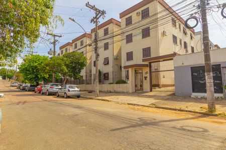 Apartamento à venda com 62m², 2 quartos e sem vaga Apartamento à venda com 62m², 2 quartos e sem vagaFachada e portaria