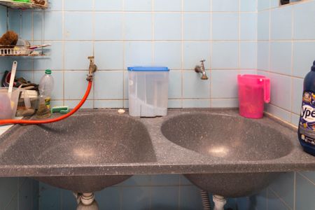 Casa à venda com 500m², 5 quartos e 5 vagas Casa à venda com 500m², 5 quartos e 5 vagasÁrea de Serviço