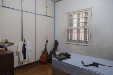 Casa à venda com 500m², 5 quartos e 5 vagas Casa à venda com 500m², 5 quartos e 5 vagasQuarto 2