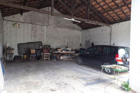 Casa à venda com 500m², 5 quartos e 5 vagas Casa à venda com 500m², 5 quartos e 5 vagasGaragem