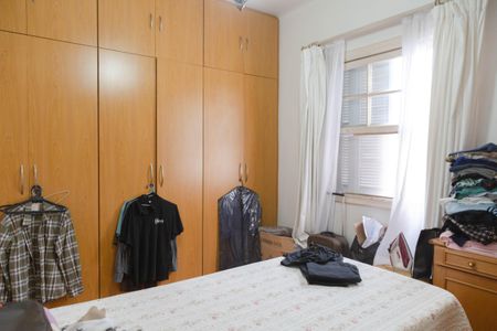 Casa à venda com 500m², 5 quartos e 5 vagas Casa à venda com 500m², 5 quartos e 5 vagasQuarto 3