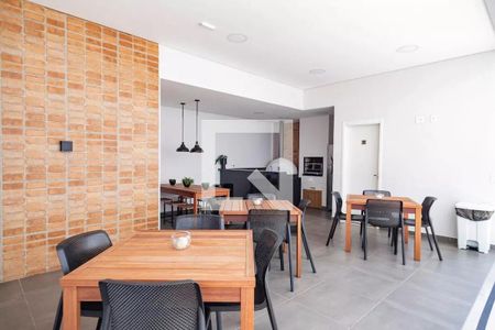 Apartamento à venda com 37m², 1 quarto e sem vaga Apartamento à venda com 37m², 1 quarto e sem vagaÁrea comum - Salão de festas