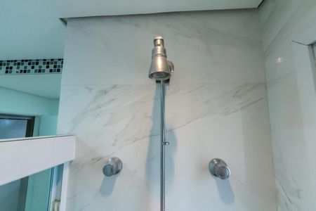 Apartamento à venda com 155m², 3 quartos e 3 vagas Apartamento à venda com 155m², 3 quartos e 3 vagasBanheiro da Suíte 1