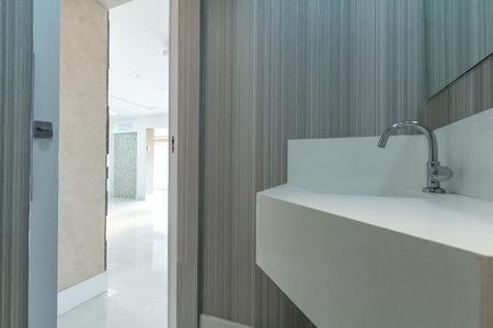 Apartamento à venda com 155m², 3 quartos e 3 vagas Apartamento à venda com 155m², 3 quartos e 3 vagasLavabo Sala