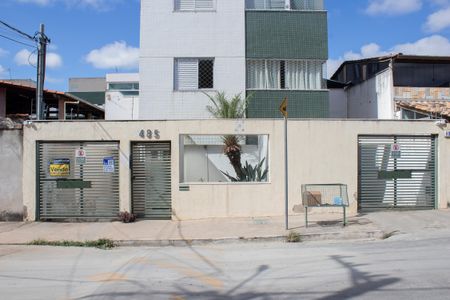 Apartamento à venda com 72m², 3 quartos e 2 vagas Apartamento à venda com 72m², 3 quartos e 2 vagasFachada