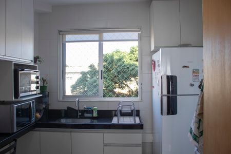 Apartamento à venda com 72m², 3 quartos e 2 vagas Apartamento à venda com 72m², 3 quartos e 2 vagasCozinha