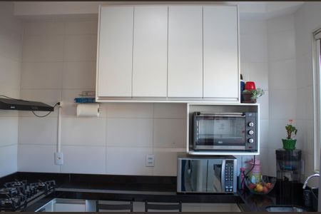 Apartamento à venda com 72m², 3 quartos e 2 vagas Apartamento à venda com 72m², 3 quartos e 2 vagasCozinha