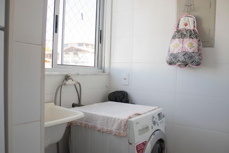 Apartamento à venda com 72m², 3 quartos e 2 vagas Apartamento à venda com 72m², 3 quartos e 2 vagasÁrea de Serviço