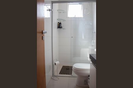 Apartamento à venda com 72m², 3 quartos e 2 vagas Apartamento à venda com 72m², 3 quartos e 2 vagasBanheiro