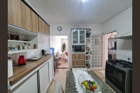 Casa para alugar com 250m², 3 quartos e 3 vagas Casa para alugar com 250m², 3 quartos e 3 vagasCozinha