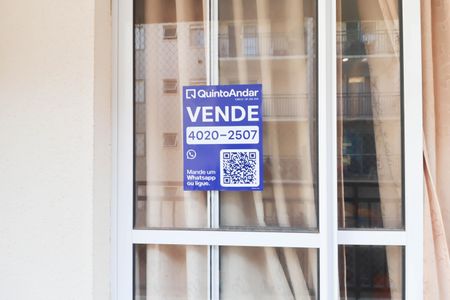 Apartamento à venda com 60m², 2 quartos e 1 vaga Apartamento à venda com 60m², 2 quartos e 1 vagaPlaca