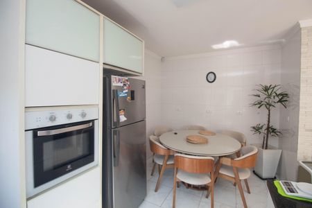 Casa à venda com 71m², 2 quartos e 2 vagas Casa à venda com 71m², 2 quartos e 2 vagasCozinha