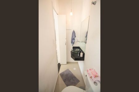 Casa à venda com 71m², 2 quartos e 2 vagas Casa à venda com 71m², 2 quartos e 2 vagasLavabo