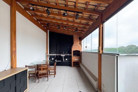 Apartamento à venda com 107m², 2 quartos e 2 vagas Apartamento à venda com 107m², 2 quartos e 2 vagasÁrea - Churrasqueira