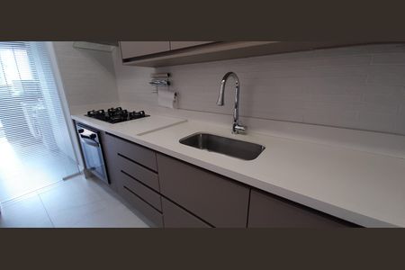 Apartamento para alugar com 150m², 3 quartos e 3 vagas Apartamento para alugar com 150m², 3 quartos e 3 vagasCozinha