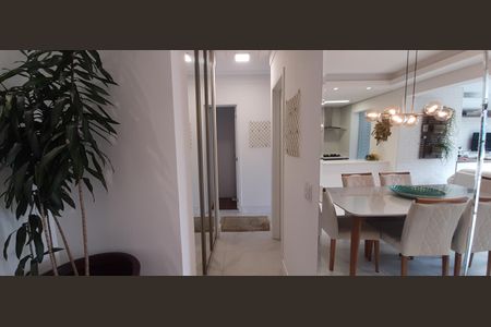 Apartamento para alugar com 150m², 3 quartos e 3 vagas Apartamento para alugar com 150m², 3 quartos e 3 vagasCorredor para as Suítes