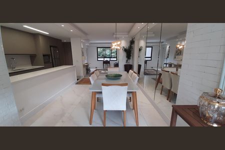 Apartamento para alugar com 150m², 3 quartos e 3 vagas Apartamento para alugar com 150m², 3 quartos e 3 vagasSala de Jantar
