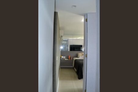 Apartamento à venda com 192m², 4 quartos e 3 vagas Apartamento à venda com 192m², 4 quartos e 3 vagasQuarto 2